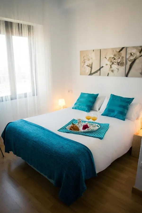 Apartment Holidays2Malaga Heredia 3 Bedroom Opposite Malaga Port